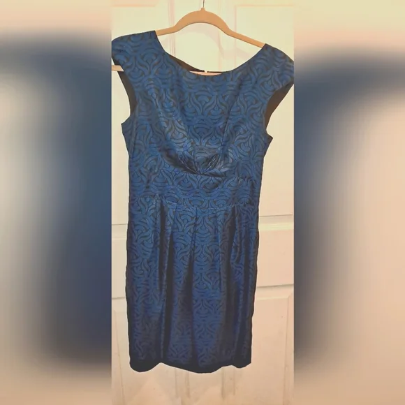 blue celtic dress Chi Chi London Short Sleeve Tie Front Floral Midi Dress - Yellow